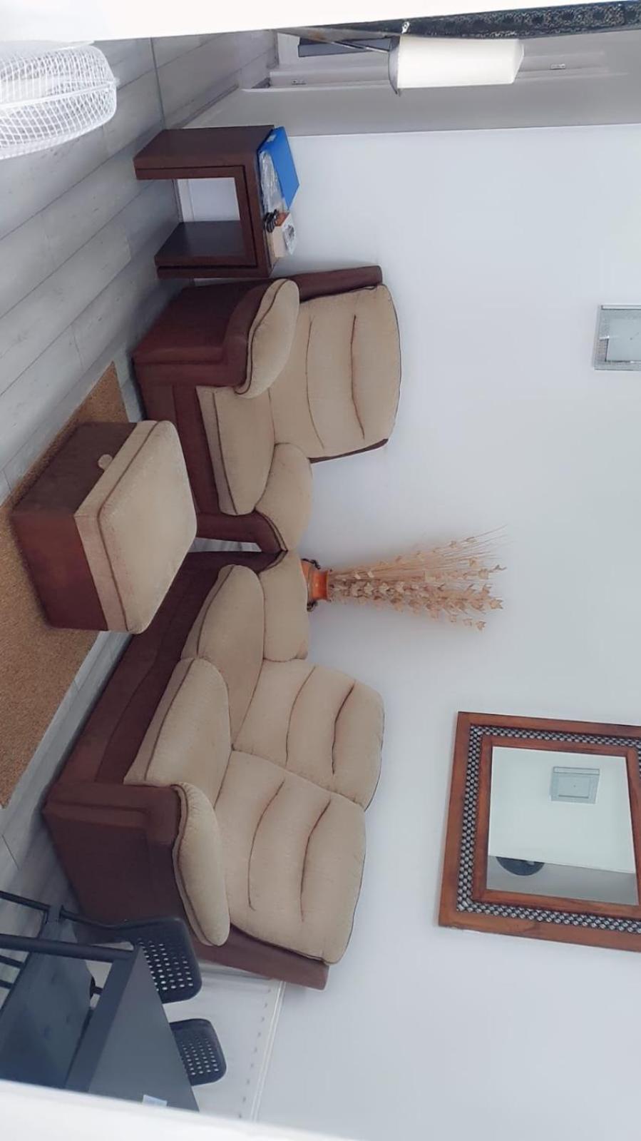 2 Bed 1St Floor Apartment-Own Entrance & Parking Портсмът Екстериор снимка