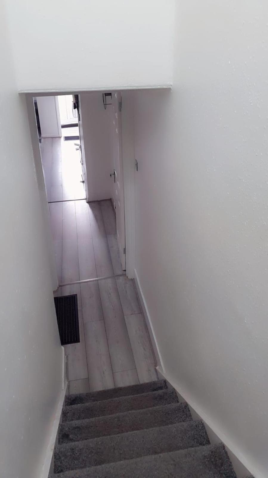 2 Bed 1St Floor Apartment-Own Entrance & Parking Портсмът Екстериор снимка